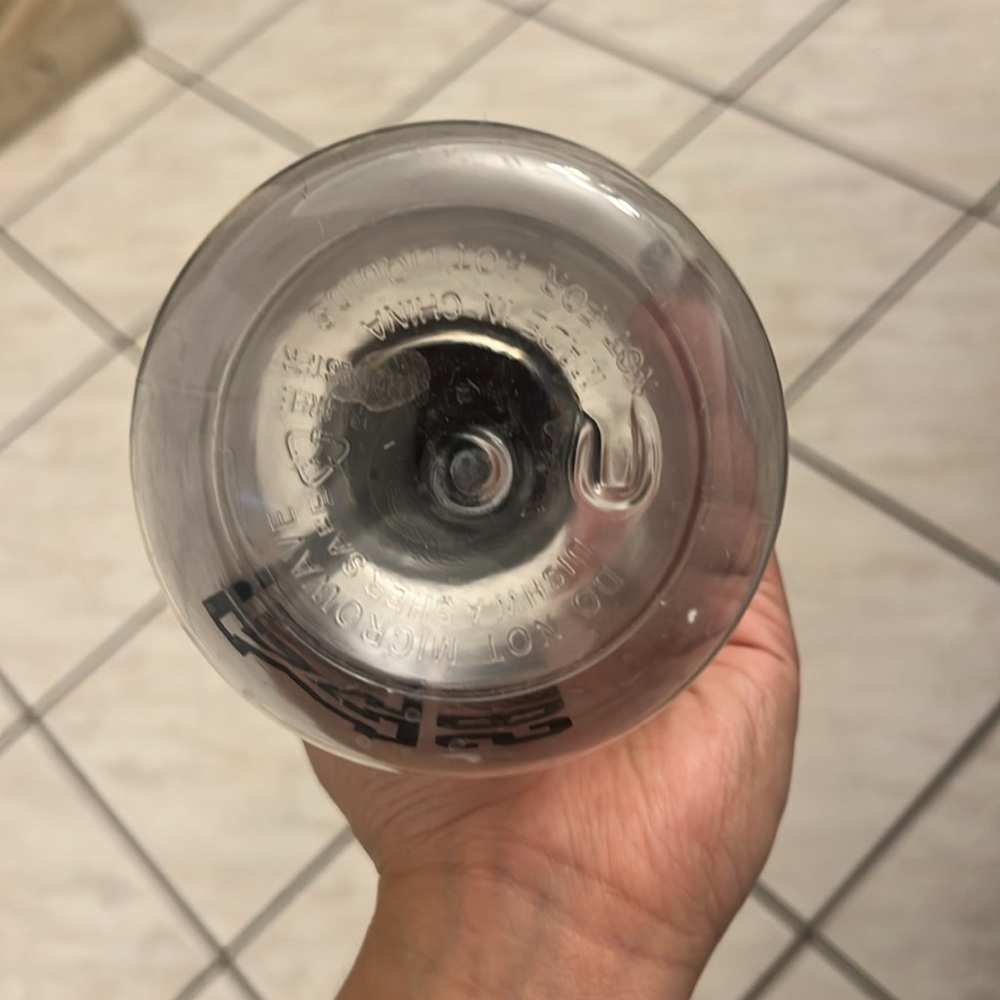 Victoria’s Secret PINK Kiss My Abs Water Bottle - Picture 2 of 4